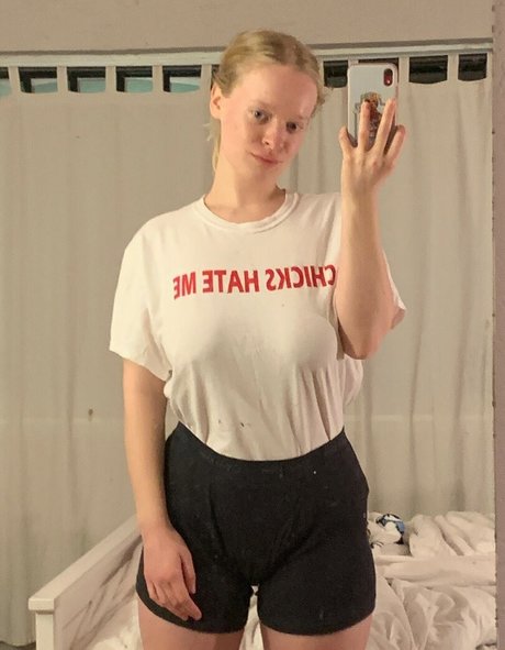 Alaston vuotanut OnlyFans-kuva Kelley
