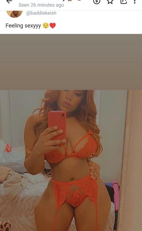 Naken läckt OnlyFans-bild av Baddiekeish