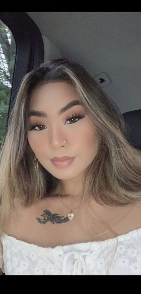 Alaston vuotanut OnlyFans-kuva Londonhoney21
