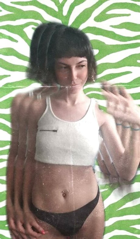 Обнаженная фотография утечки OnlyFans от Busra Cabuk