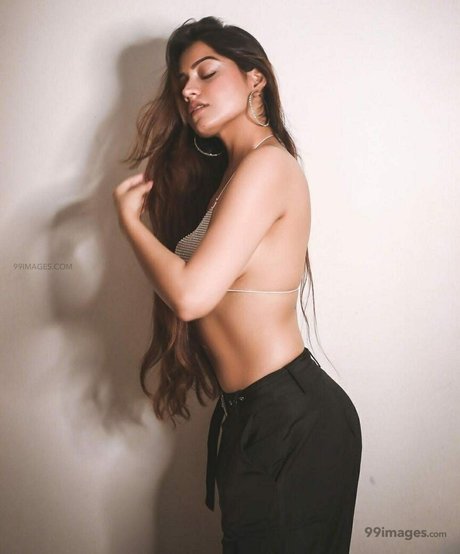 Simran Kaur Hundal OnlyFans泄露裸照