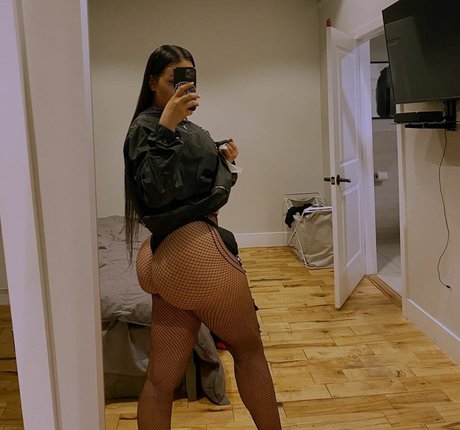 Naken läckt OnlyFans-bild av Teyah Stephens
