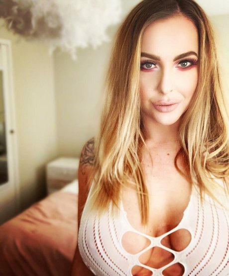 Lucy Tease