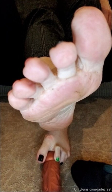 Обнаженная фотография утечки OnlyFans от Jadezfeet
