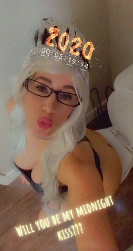 Nahá fotka uniklých OnlyFans od Rose Redwood