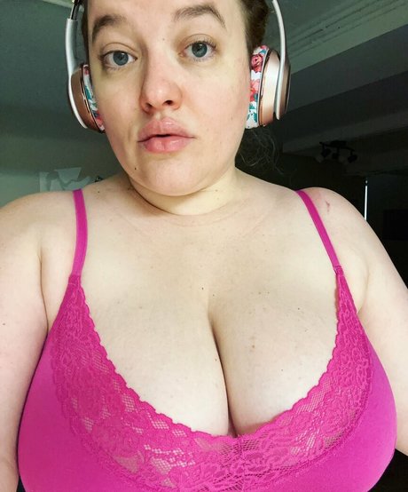 Обнаженная фотография утечки OnlyFans от Lularanae