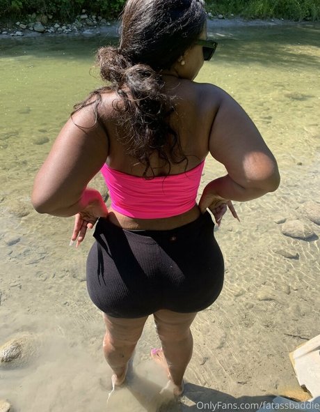 Fatassbaddie OnlyFans 유출 누드 사진