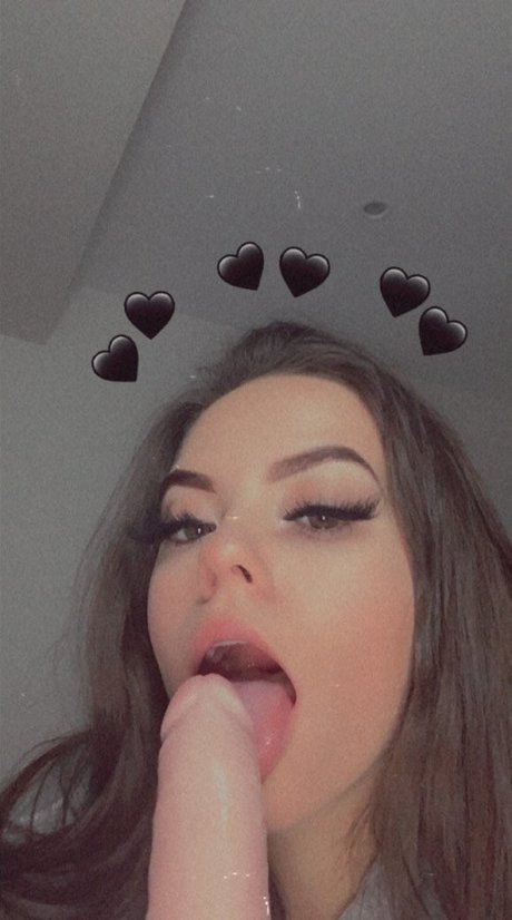 Naken läckt OnlyFans-bild av Sadcutiepie