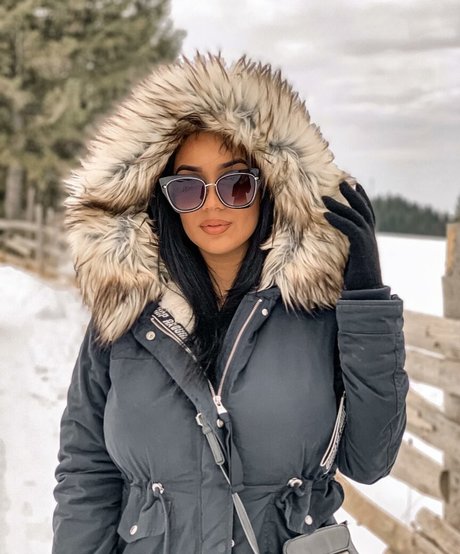 Emina Jahi