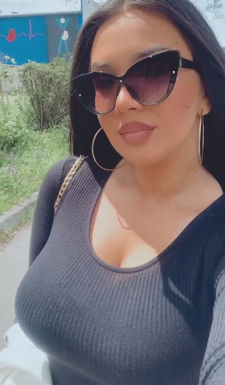 Emina Jahi