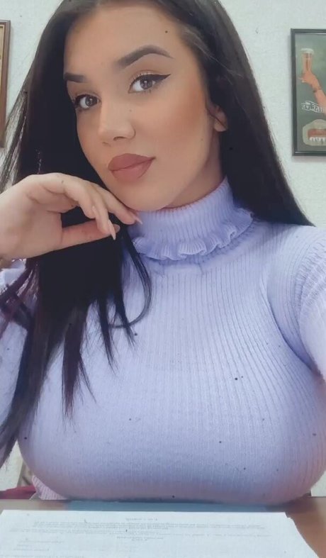 Emina Jahi