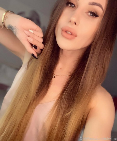 Обнаженная фотография утечки OnlyFans от Edwiina